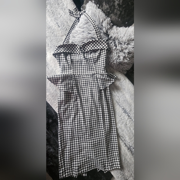 Stop Staring! Paige Houndstooth Classic Black and White Checkered Dress Sz Med - Picture 5 of 5